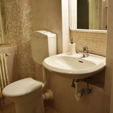 Veniceluxury Hostel *
